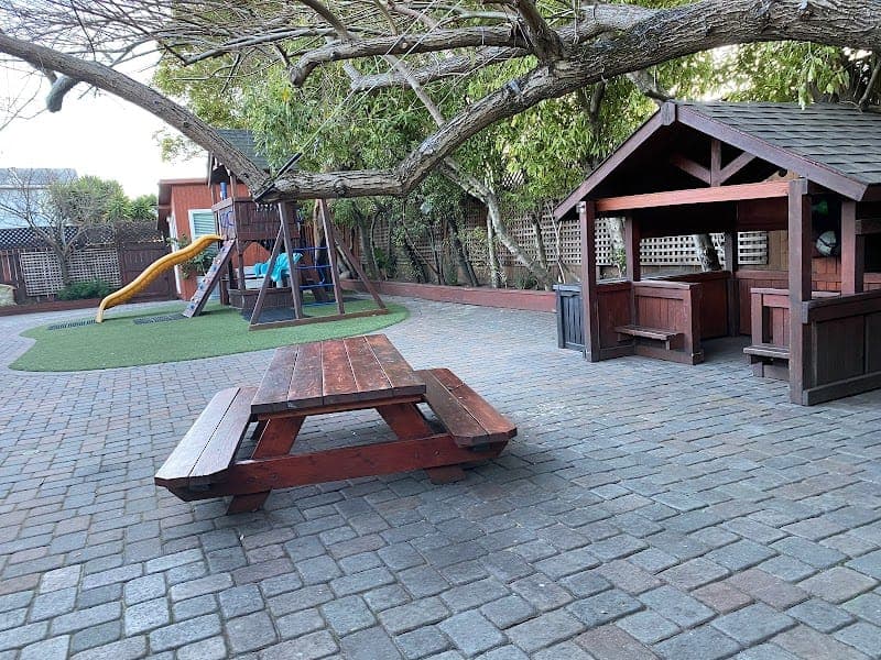 Aline Santiago Family Day Care